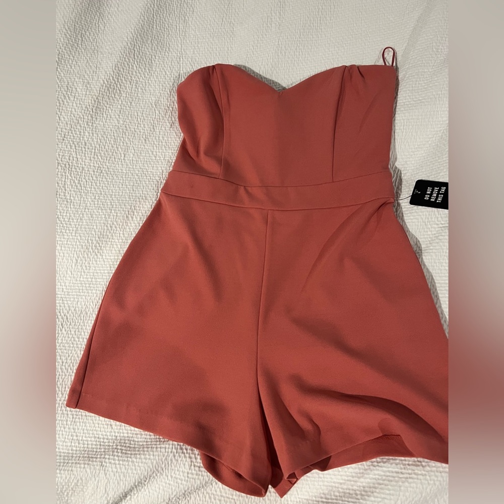 Express strapless romper size 4